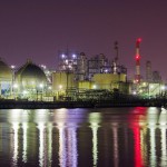 京浜工業地帯の工場夜景