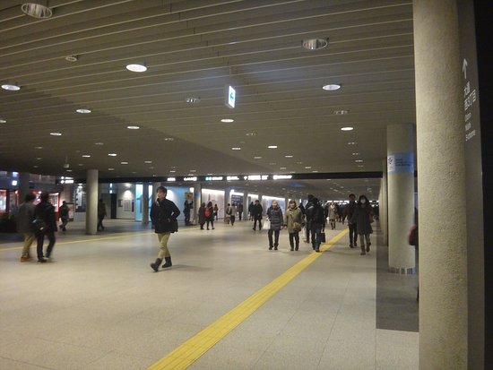 札幌駅前地下歩行空間