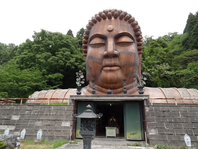 ハニベ岩窟院