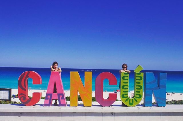 カンクン サイン / Cancun Sign