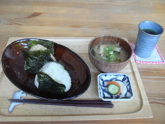 ムスビカフェ