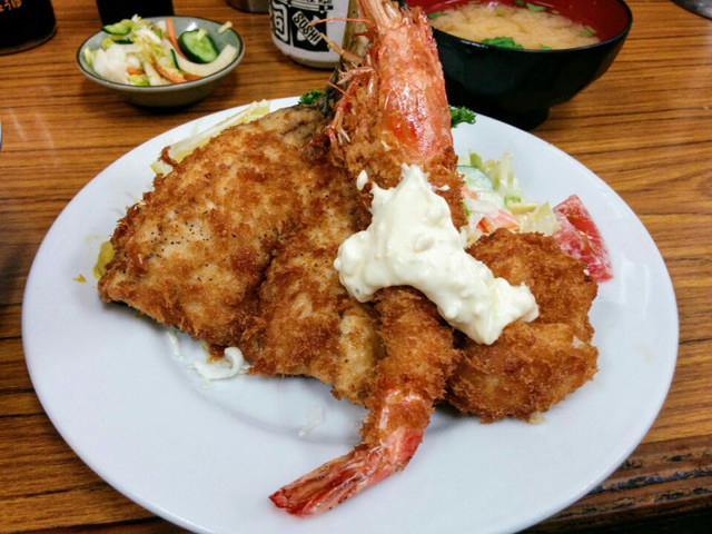 とんかつ八千代