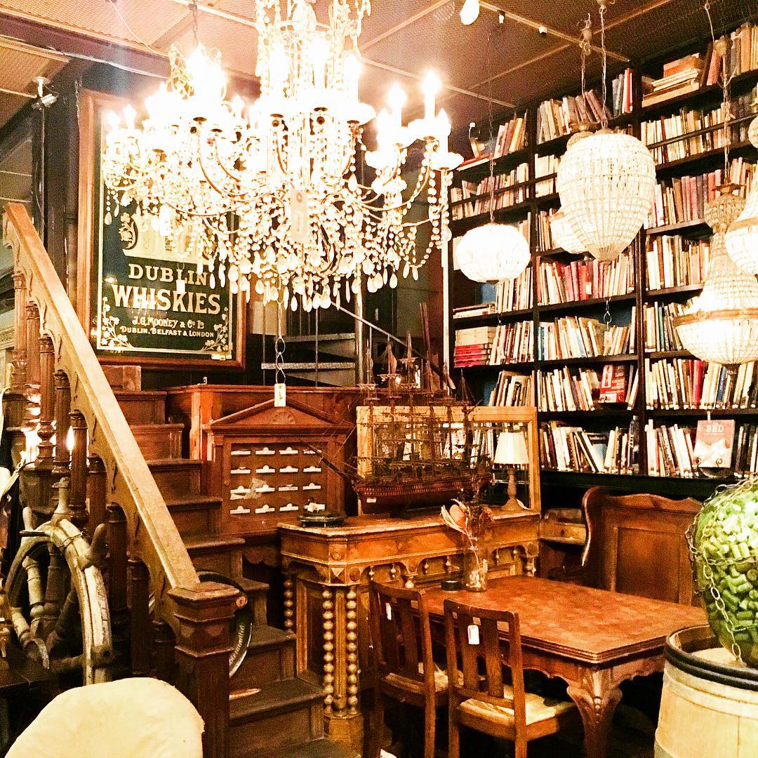 THE GLOBE ANTIQUES