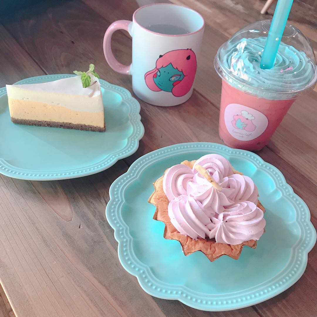 コスミックガールカフェ