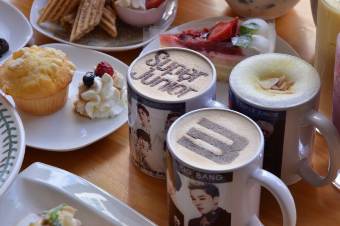 CAESAR CAFE