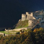 Castel-Beseno-la-piu-grande-fortezza-antica-della-regione-a-guardia-della-Valle-dell-Adige_full