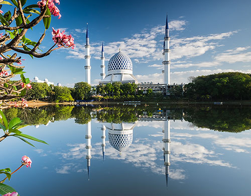 Sultan Salahuddin Abdul Aziz Mosque（スルタン・サラディン・アブドゥル・アジズ・シャー・モスク）