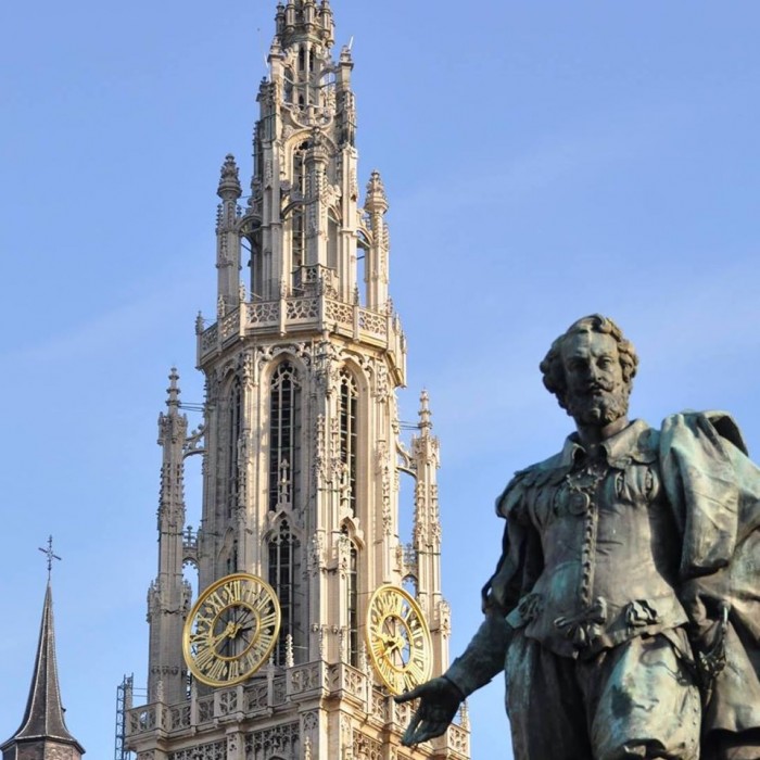 Onze-Lieve-Vrouwekathedraal Antwerpen(アントワープ聖母大聖堂)