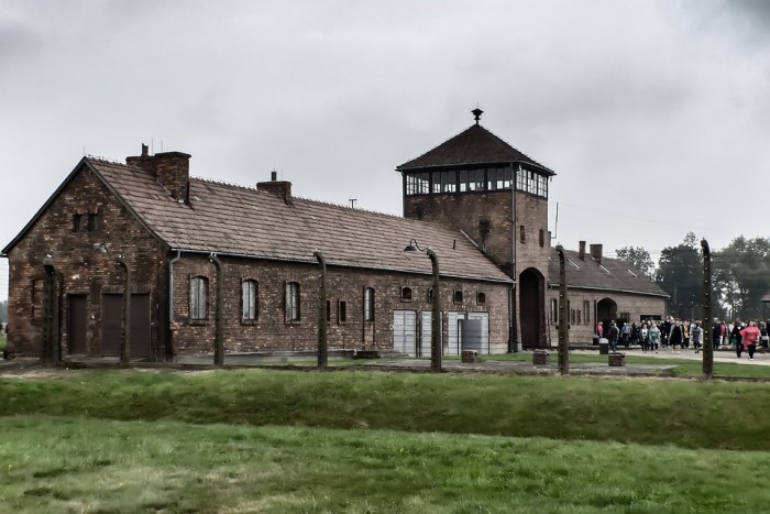 Miejsce Pamięci i Muzeum Auschwitz-Birkenau（アウシュヴィッツ・ビルケナウ強制収容所）