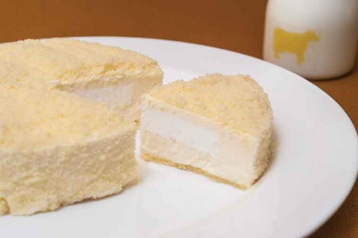 「PATISSERIE YANAGIMURA」霧島みるくチーズケーキ