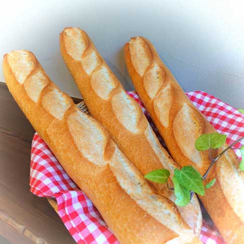 フランスベーカリーのフランスパン