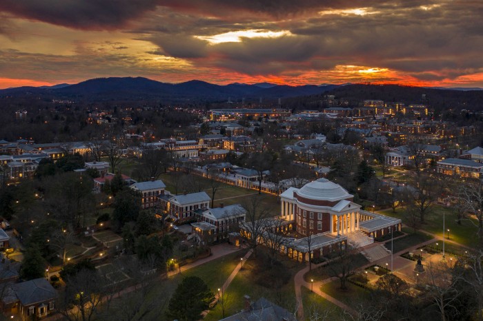 University of Virginia（バージニア大学）