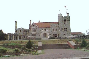 Glamorgan Castle（グラモルガン城）