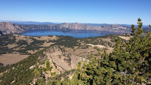 Crater Lake National Park（クレーター・レイク国立公園）